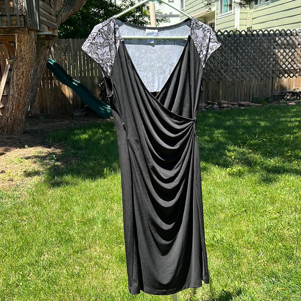 EUC Motherhood Maternity Dress • Small